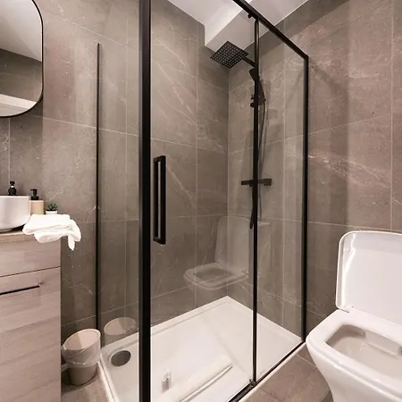The Battersea Scenery - Elegant 2Bdr Flat Apartment London Exterior photo